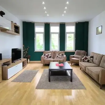 12 Beds 4 Baths 2 Renovated Apts 2nd & 3rd Flr