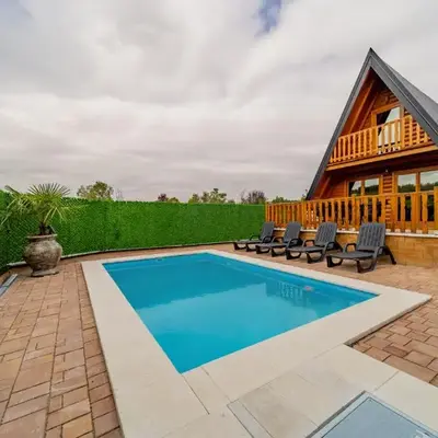 Nektarija Pool House