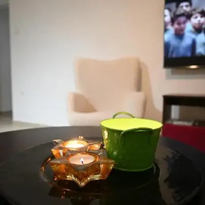 Ellie Star Apartment